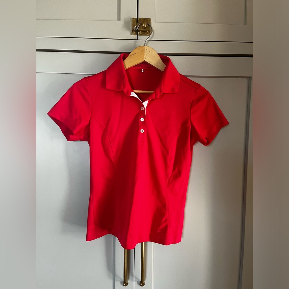 Nike Women’s Golf Polo Size Small 4-6